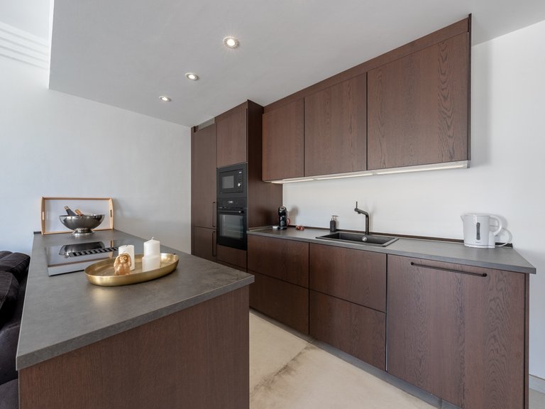 Apartment for Sale in Nueva Andalucía, Malaga 8