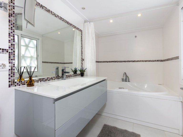 Apartment for Sale in Puerto Banús, Malaga 22