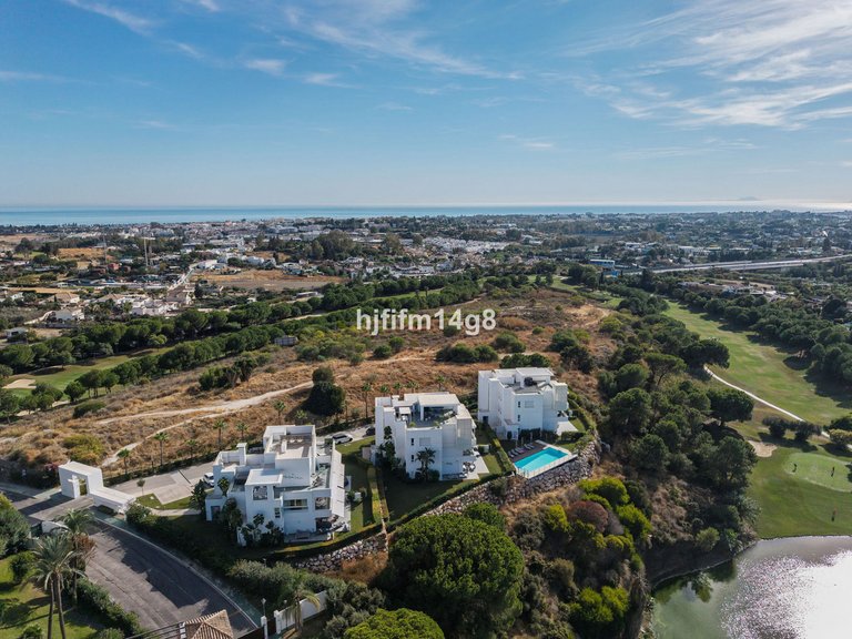 Apartment for Sale in La Quinta, Malaga 24