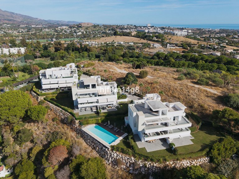Apartment for Sale in La Quinta, Malaga 26