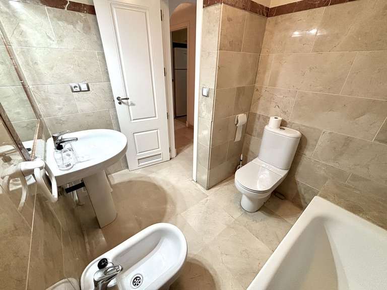 Apartment for Sale in San Luis De Sabinillas, Malaga 15