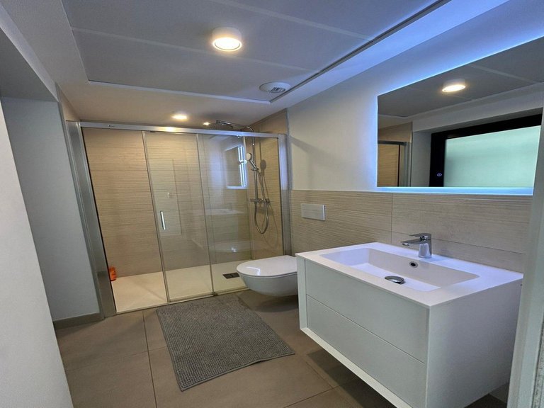 Apartment for Sale in Fuengirola, Malaga 15