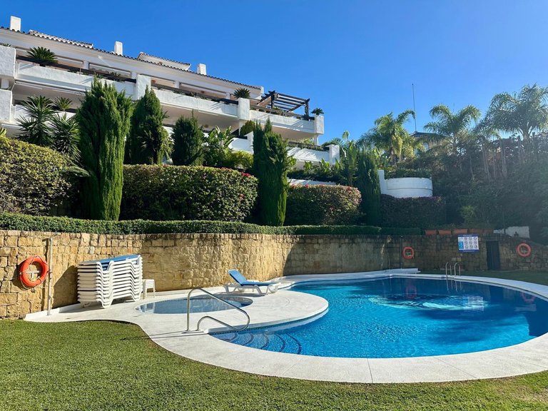 Apartment for Sale in Nueva Andalucía, Malaga 23