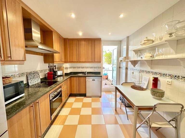 Apartment for Sale in Nueva Andalucía, Malaga 3