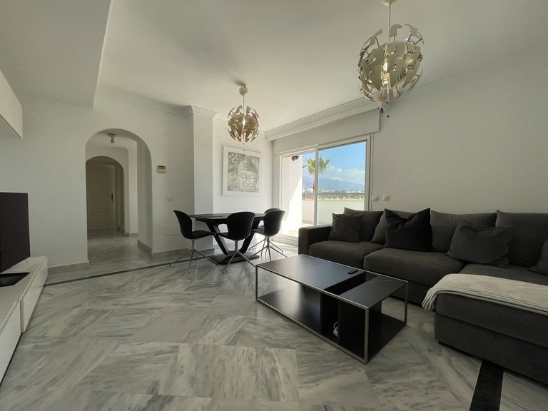 Apartment for Sale in Nueva Andalucía, Malaga 13