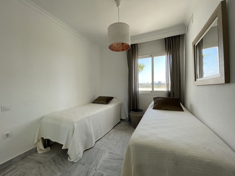 Apartment for Sale in Nueva Andalucía, Malaga 21