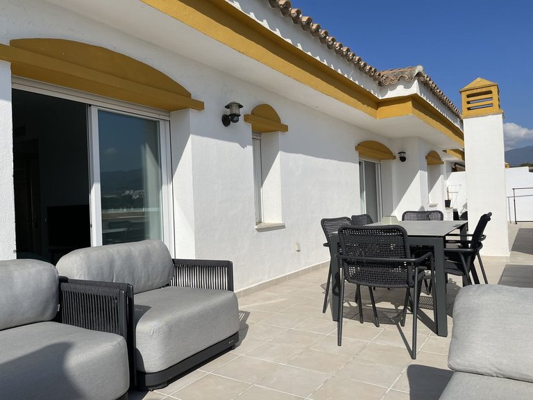 Apartment for Sale in Nueva Andalucía, Malaga 8