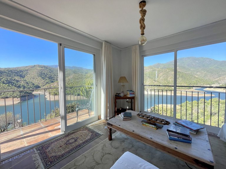 Villa for Sale in Istán, Malaga 18