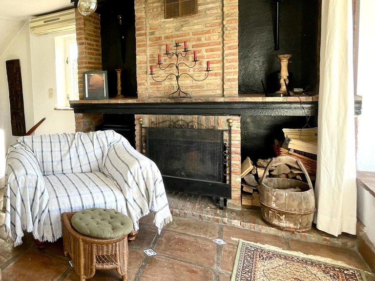 Villa for Sale in Istán, Malaga 23
