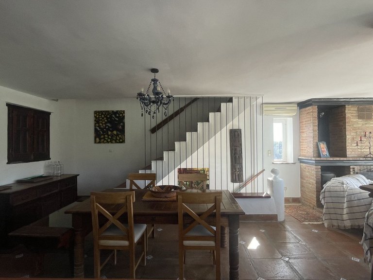 Villa for Sale in Istán, Malaga 28