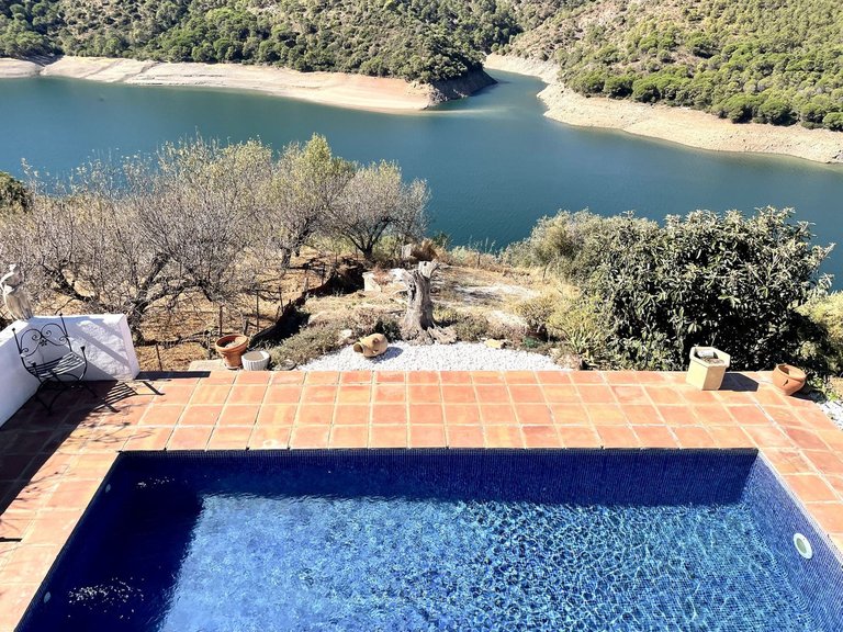 Villa for Sale in Istán, Malaga 4