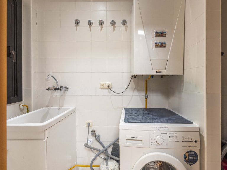 Apartment for Sale in Puerto Banús, Malaga 15