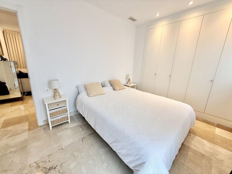 Apartment for Sale in Benahavís, Malaga 15
