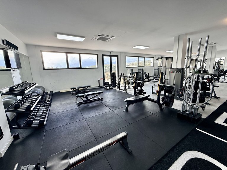 Apartment for Sale in Benahavís, Malaga 18