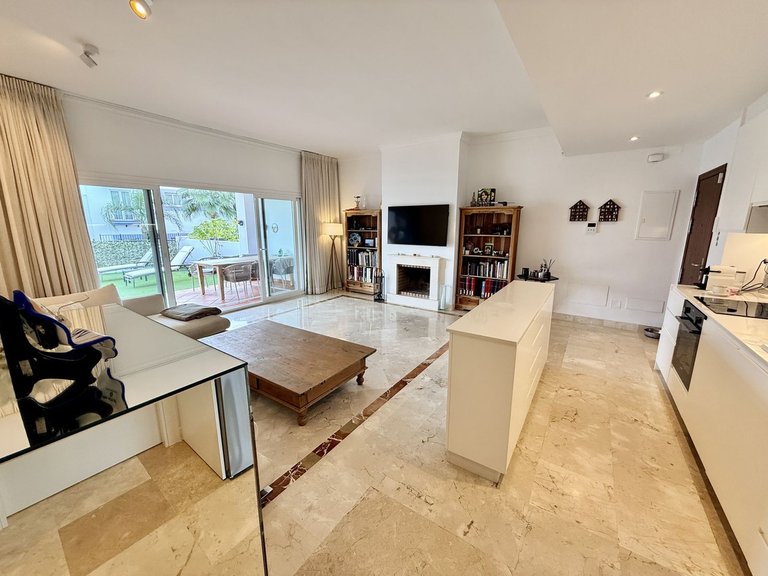 Apartment for Sale in Benahavís, Malaga 6