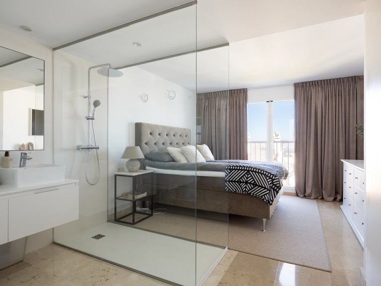 Apartment for Sale in El Paraiso, Malaga 12