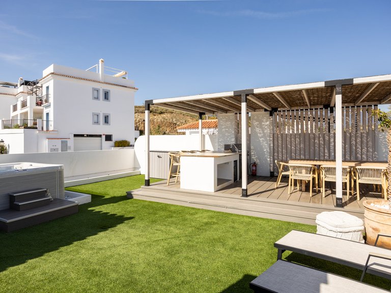 Apartment for Sale in El Paraiso, Malaga 16