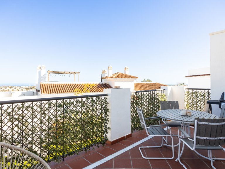 Apartment for Sale in El Paraiso, Malaga 22
