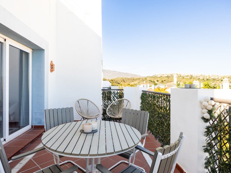 Apartment for Sale in El Paraiso, Malaga 23