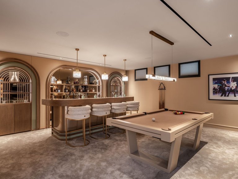 Villa for Sale in Nueva Andalucía, Malaga 9