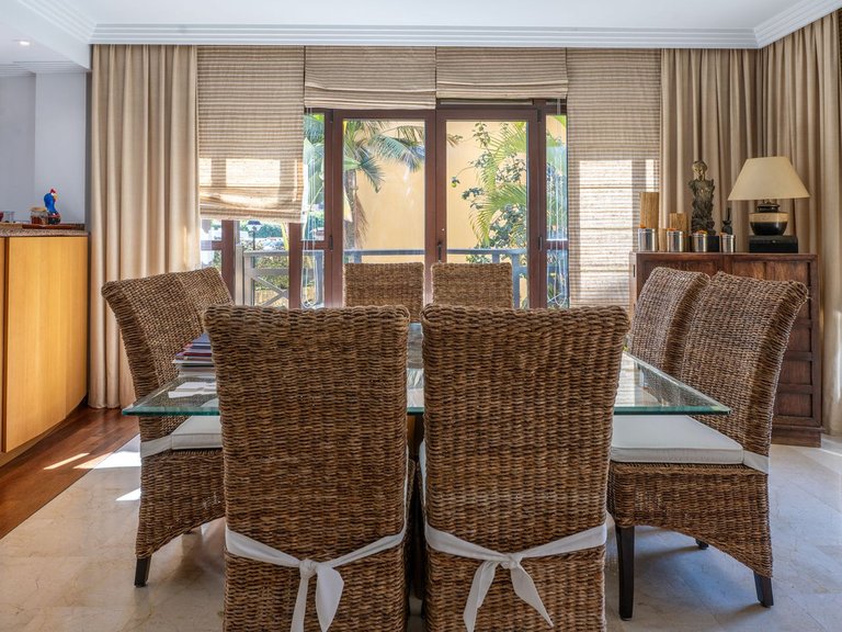 Apartment for Sale in Puerto Banús, Malaga 15