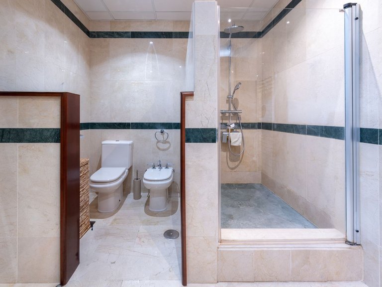 Apartment for Sale in Puerto Banús, Malaga 24