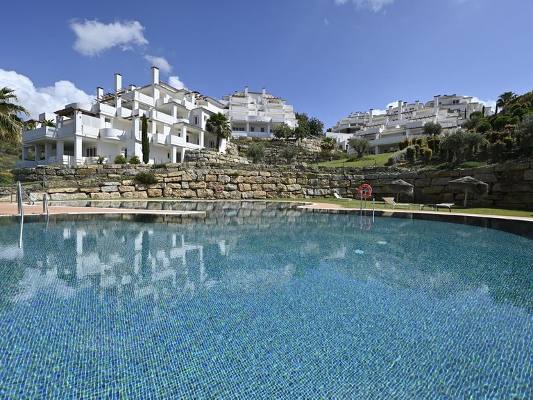 Apartment for Sale in Nueva Andalucía, Malaga 33