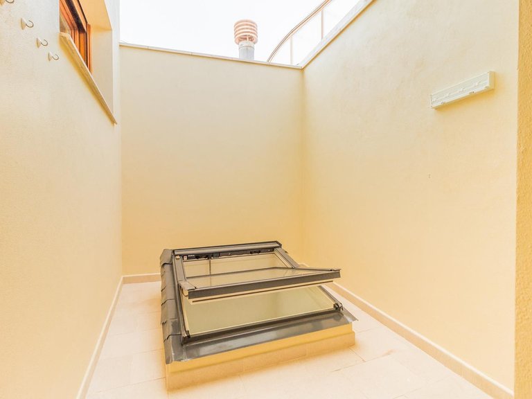 Villa for Sale in Estepona, Malaga 19