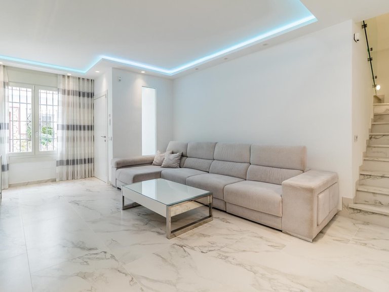 Villa for Sale in Estepona, Malaga 4