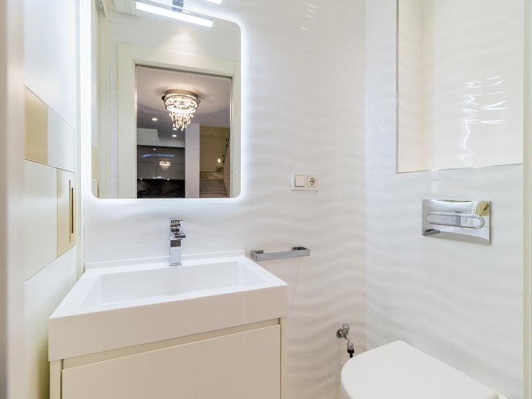 Villa for Sale in Estepona, Malaga 7