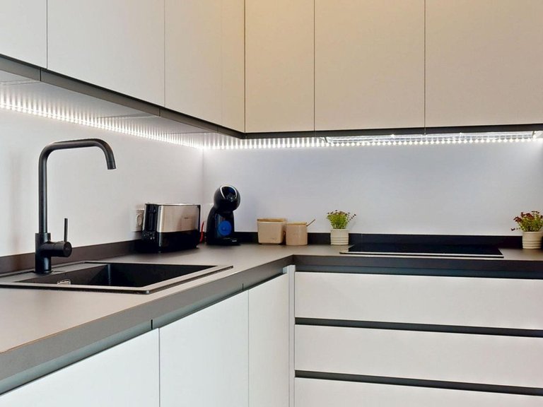 Apartment for Sale in Los Pacos, Malaga 4