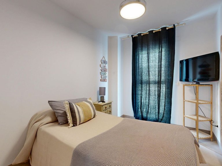 Apartment for Sale in Los Pacos, Malaga 8