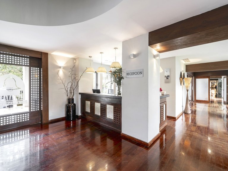 Villa for Sale in Estepona, Malaga 14