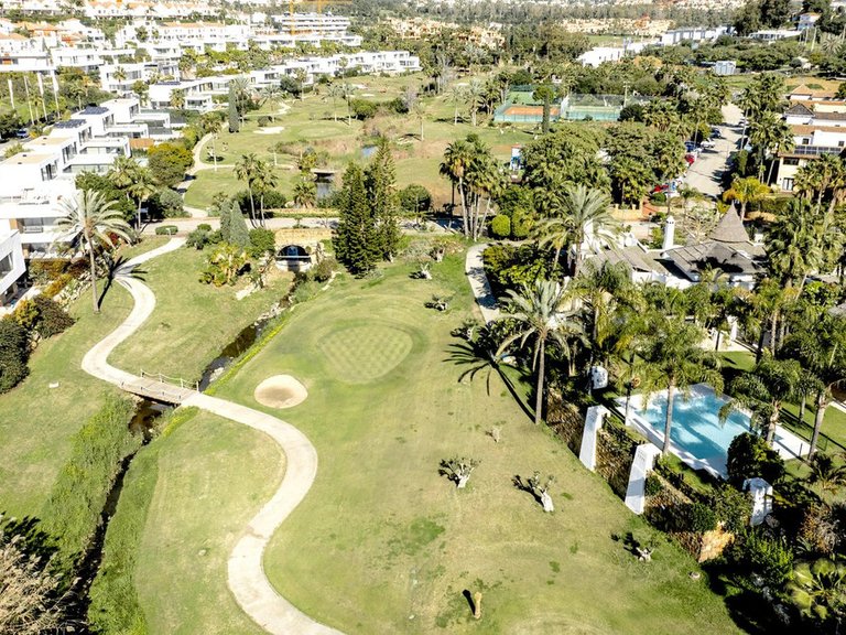 Villa for Sale in Estepona, Malaga 31