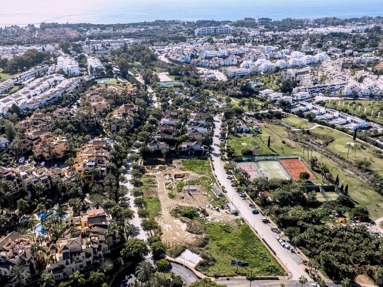 Villa for Sale in Estepona, Malaga 39