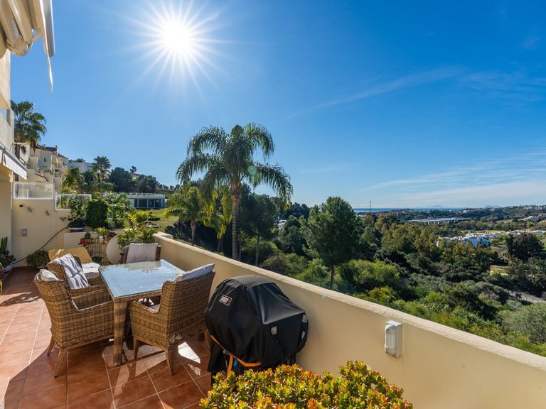 Apartment for Sale in Benahavís, Malaga 1