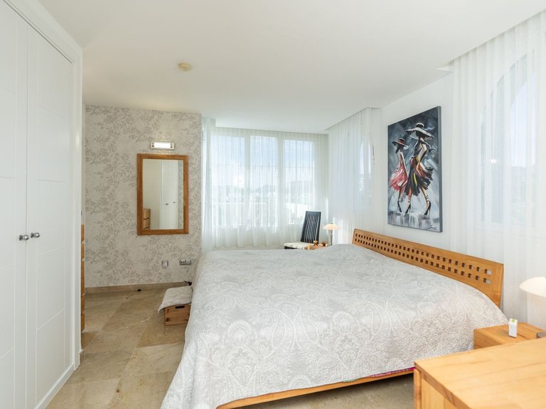 Apartment for Sale in Benahavís, Malaga 15