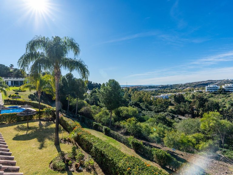 Apartment for Sale in Benahavís, Malaga 18