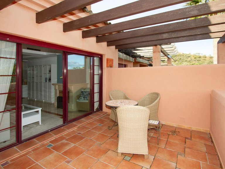 Apartment for Sale in La Mairena, Malaga 11