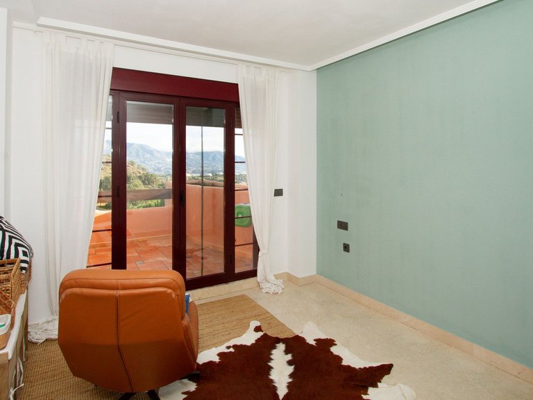 Apartment for Sale in La Mairena, Malaga 13