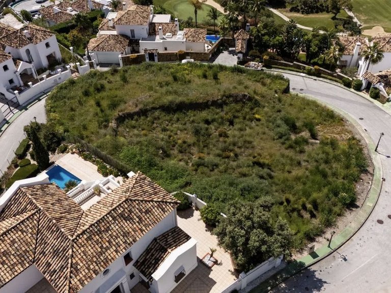 Plot for Sale in Benahavís, Malaga 7