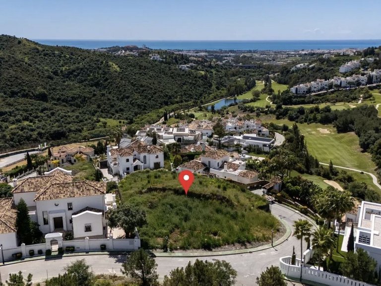 Plot for Sale in Benahavís, Malaga 9