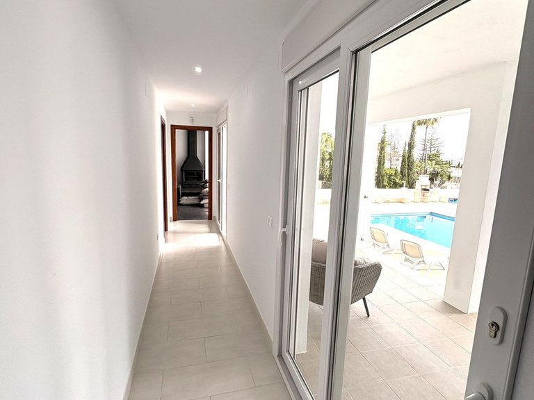 Villa for Sale in Mijas Costa, Malaga 13