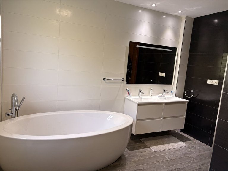 Villa for Sale in Mijas Costa, Malaga 25