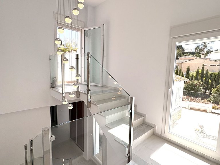 Villa for Sale in Mijas Costa, Malaga 27