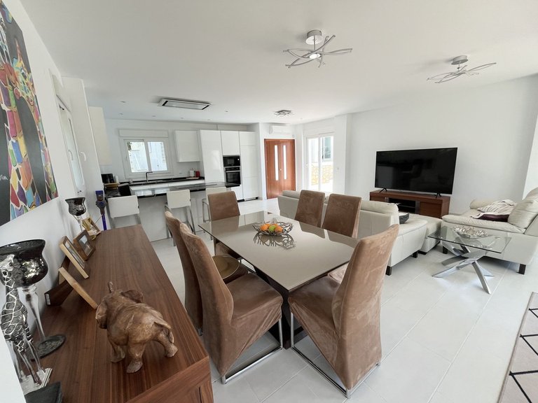 Villa for Sale in Mijas Costa, Malaga 9