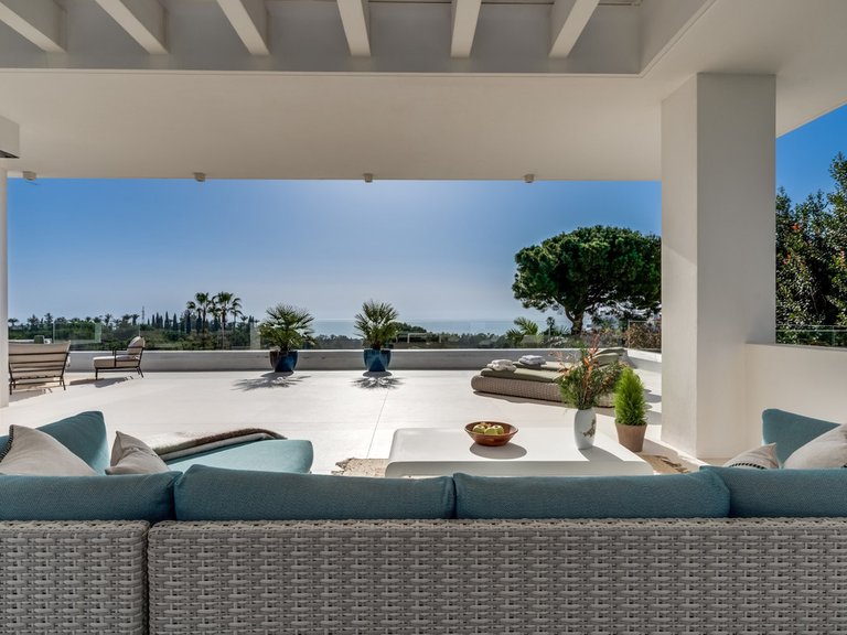 Villa for Sale in The Golden Mile, Malaga 29