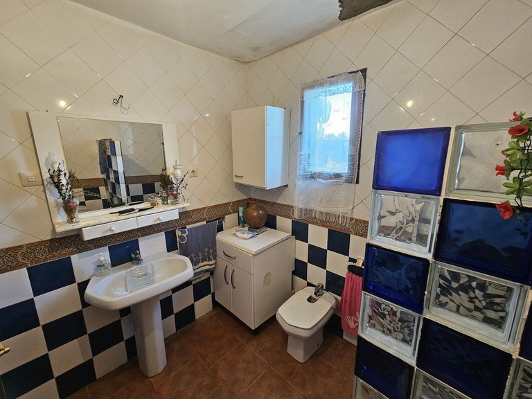 Villa for Sale in Casares, Malaga 9