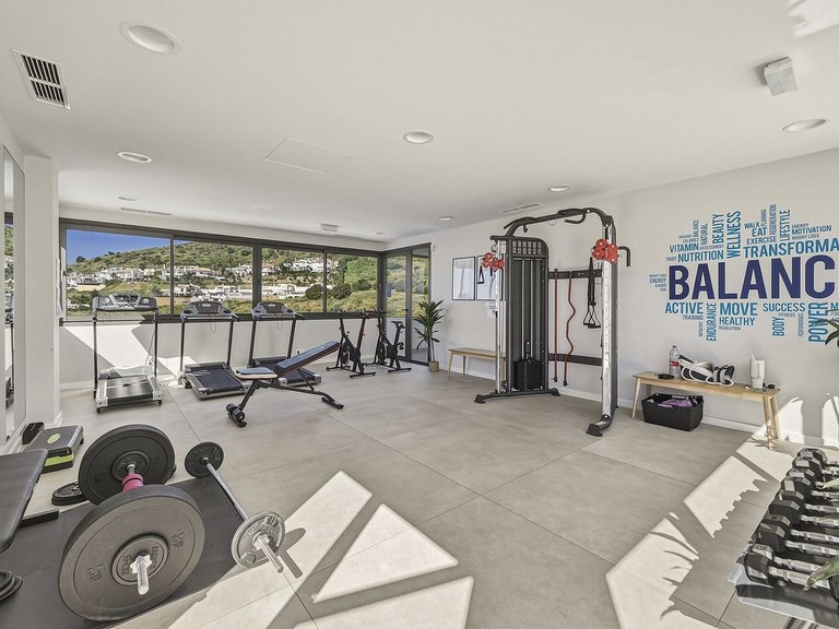 Villa for Sale in Mijas Costa, Malaga 20