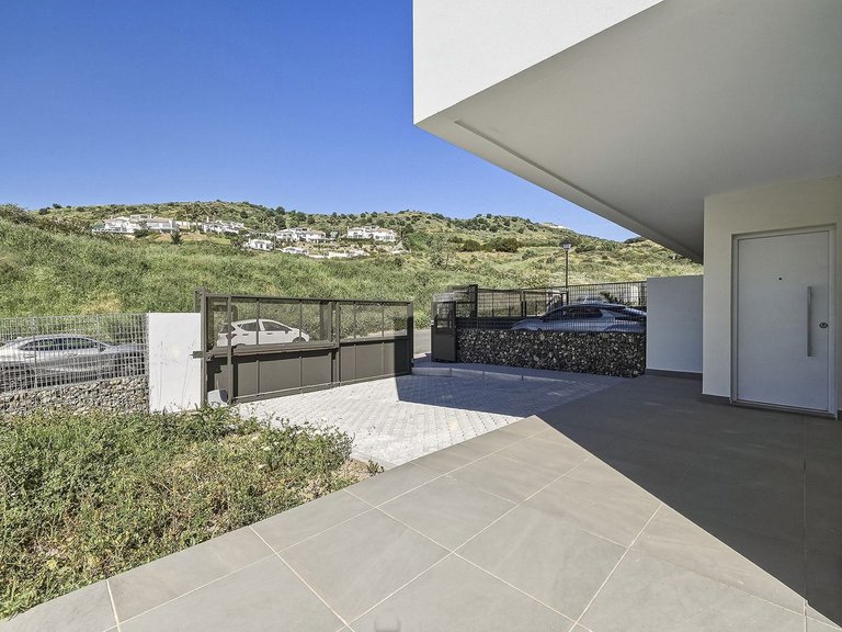 Villa for Sale in Mijas Costa, Malaga 6